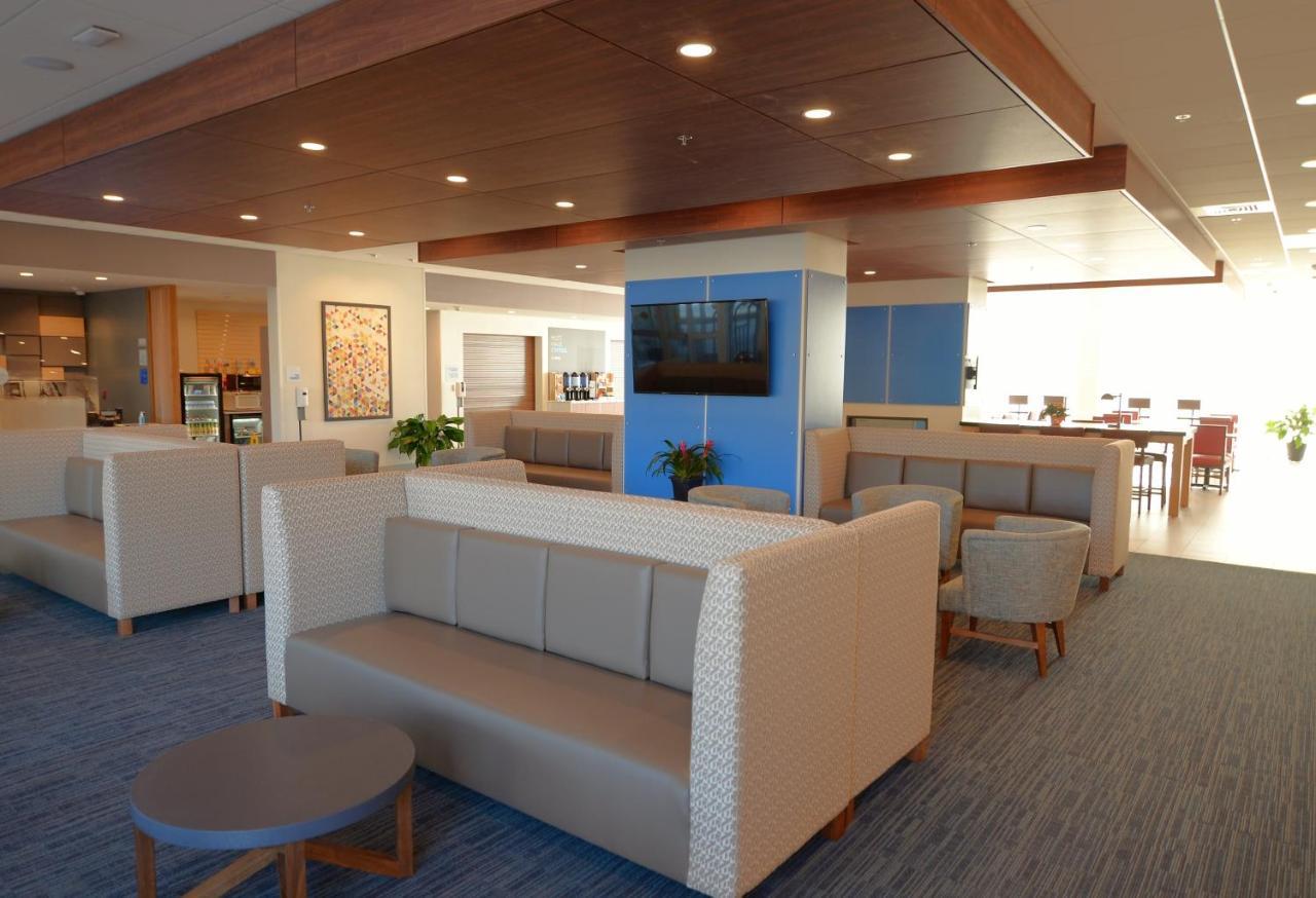 Holiday Inn Express & Suites Onalaska - La Crosse Area By Ihg Exterior foto
